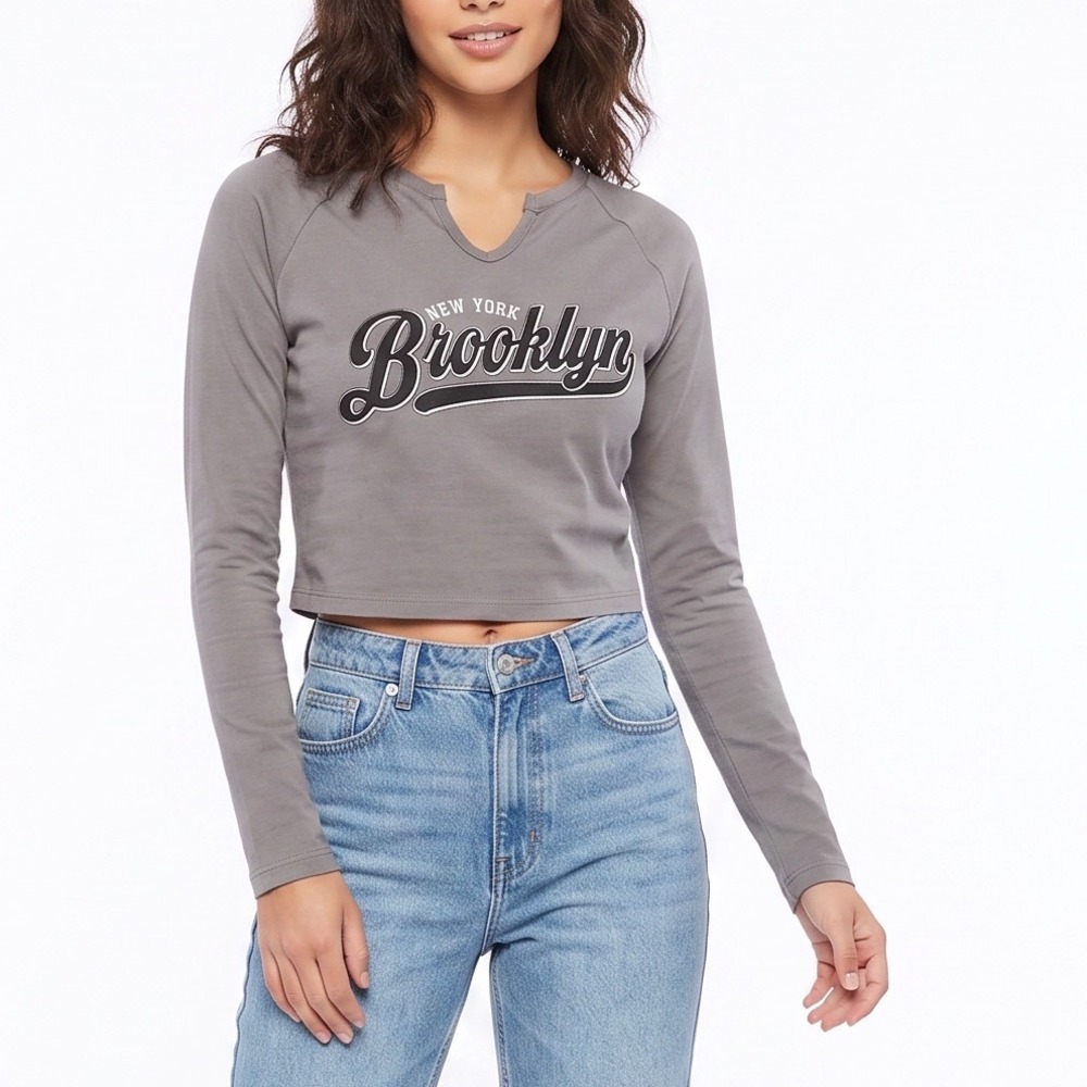 Forever 21 Crop Top Womens Medium New York Brooklyn Gray Graphic LS
